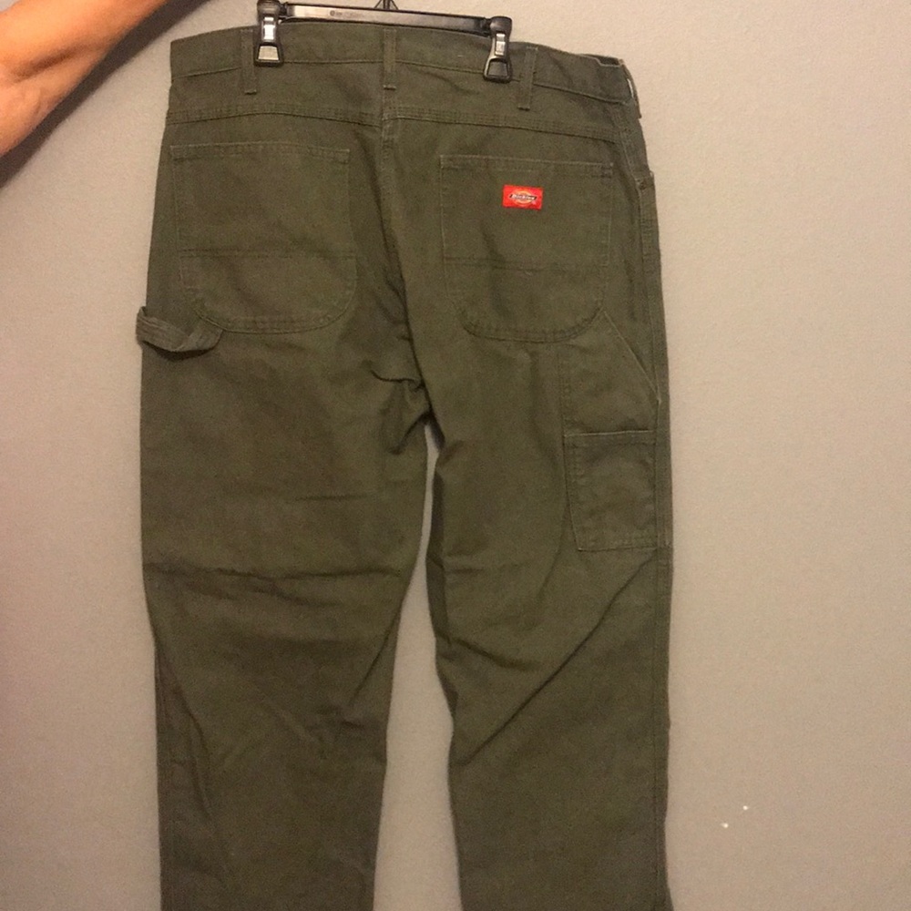 Dickies 34x30 Olive Jeans never worn